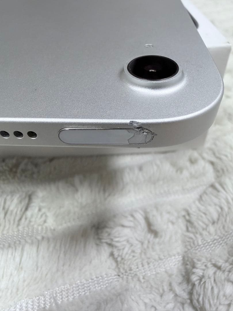 ジャンク品 ホワイト iPad 本体 第11世代 11インチ Wifiモデル