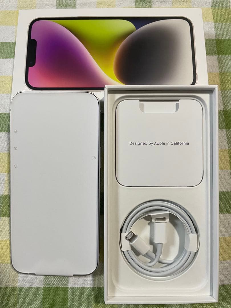 iPhone14本体 128GB SIMフリー スターライト【新品未使用】