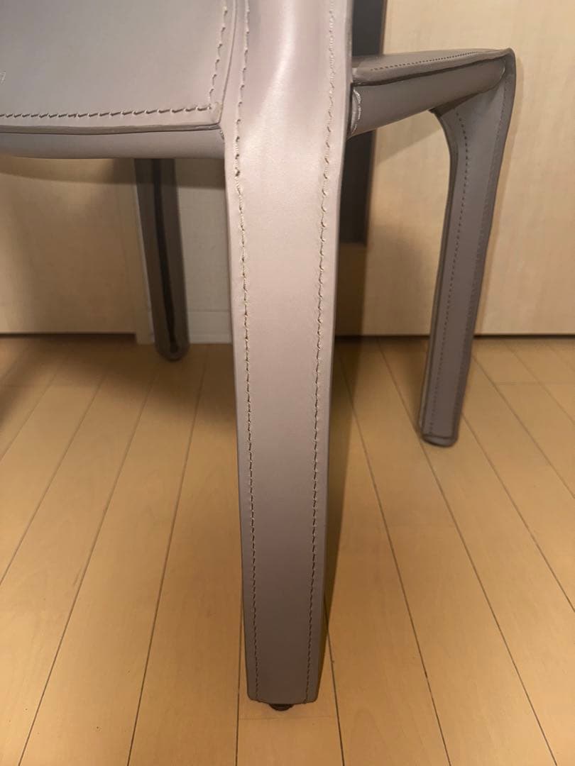 Cassina 412 CABチェア