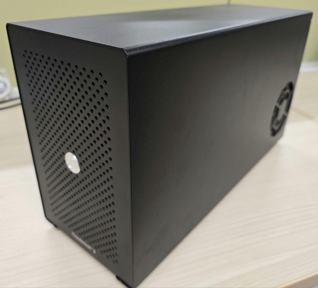 AKiTiO NODE Thunderbolt3 GPUケースNODE-T3IA