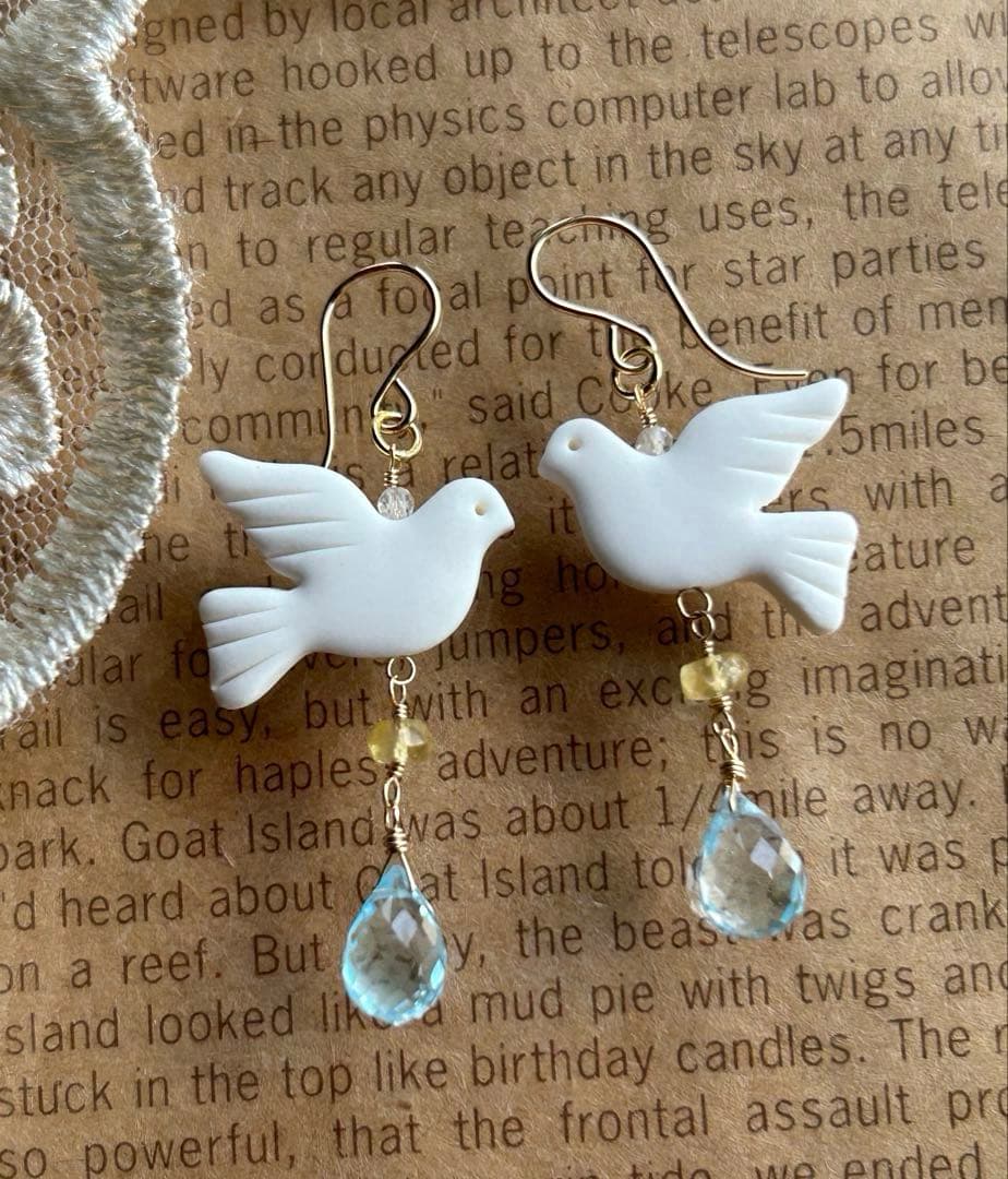 作家様の平和の鳩　ブルートパーズ＆ヘリオドールのピアス他　14kgf