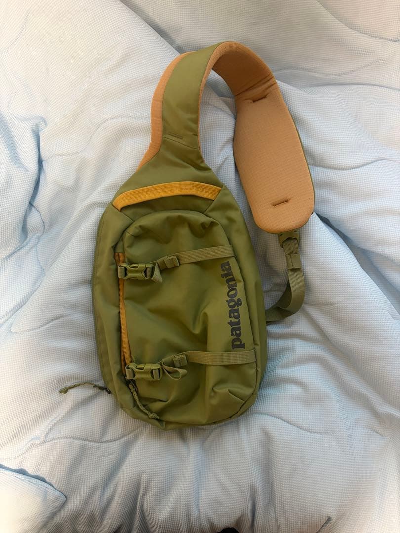 【PATAGONIA】ボディバッグ 48262 ATOM SLING