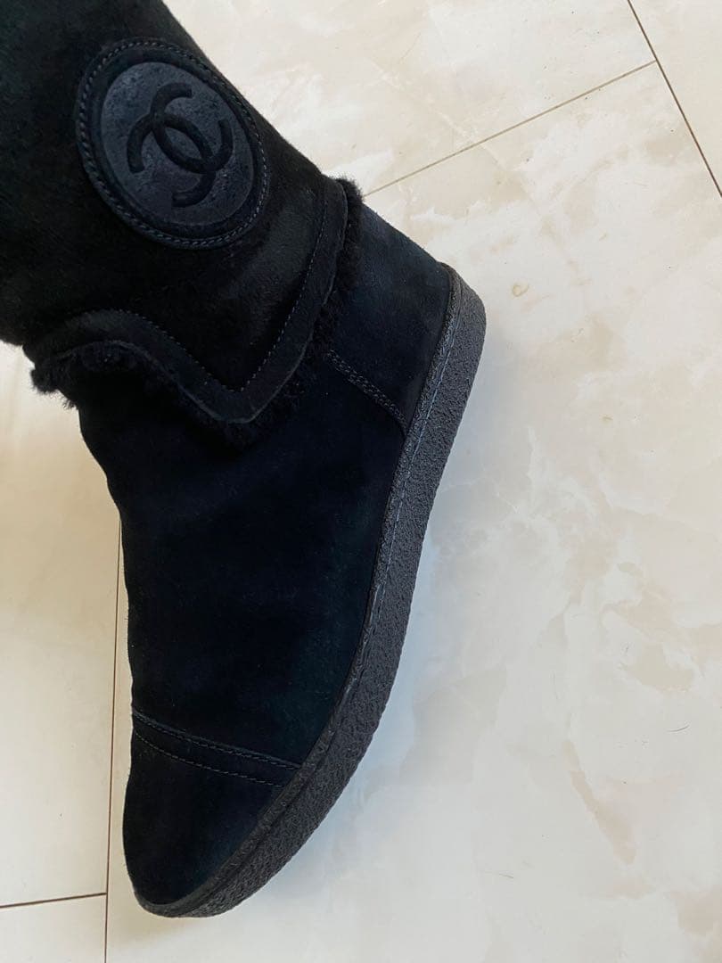 シャネル ムートン フラット ブーツ 黒 37 24cm ブラック CHANEL