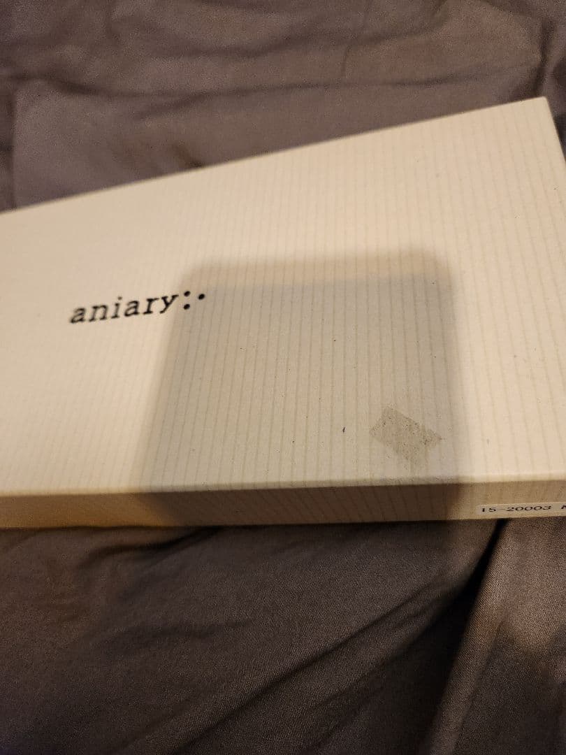 新品未使用 アニアリ aniary ロングウォレット 長財布 ラウンドファスナー