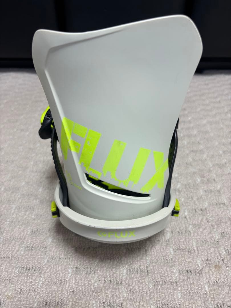22-23 FLUX DSスノーボードビンディング ホワイト/イエロー　Mサイズ