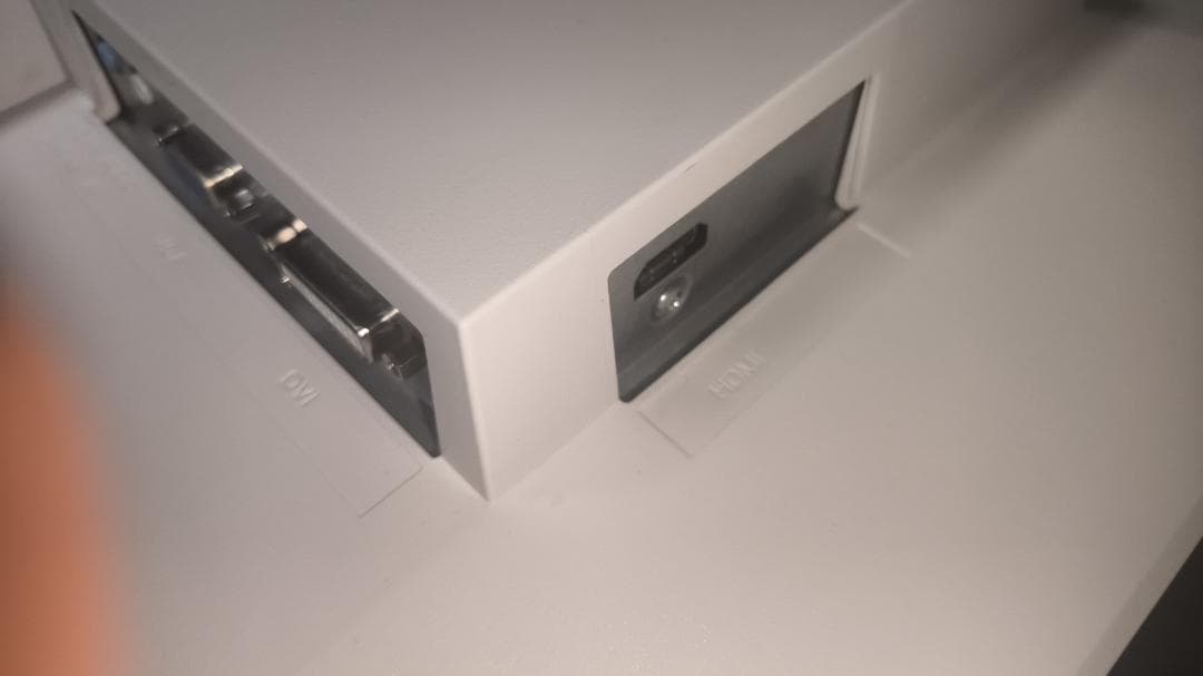 I-ODATA 27型4K 他モニター１枚・アーム＋補強プレート＋スペーサー付き