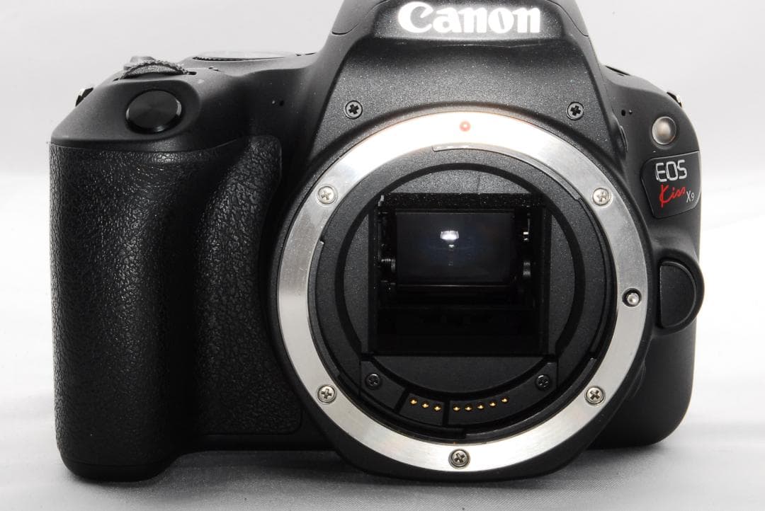 極上！Canon Kiss X9＋18-55＆90-300mm高画質＆軽量
