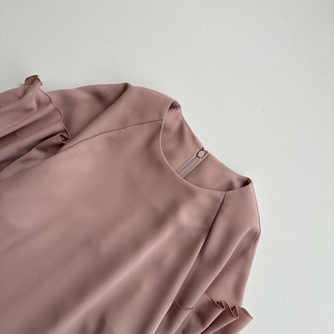 美品✨25SS✨3.5万✨アドーア　ダブルストレッチブラウス　立体ギャザー