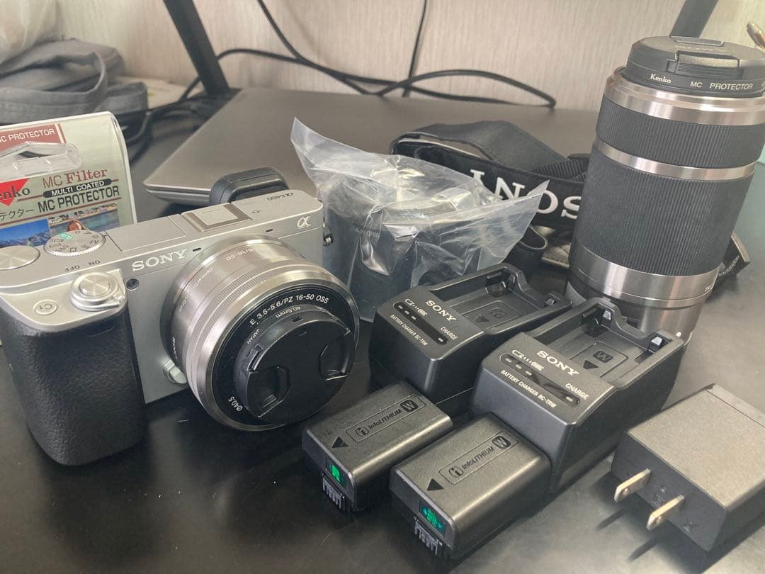 SONY α6400Yダブルズームレンズキットミラーレス一眼カメラ