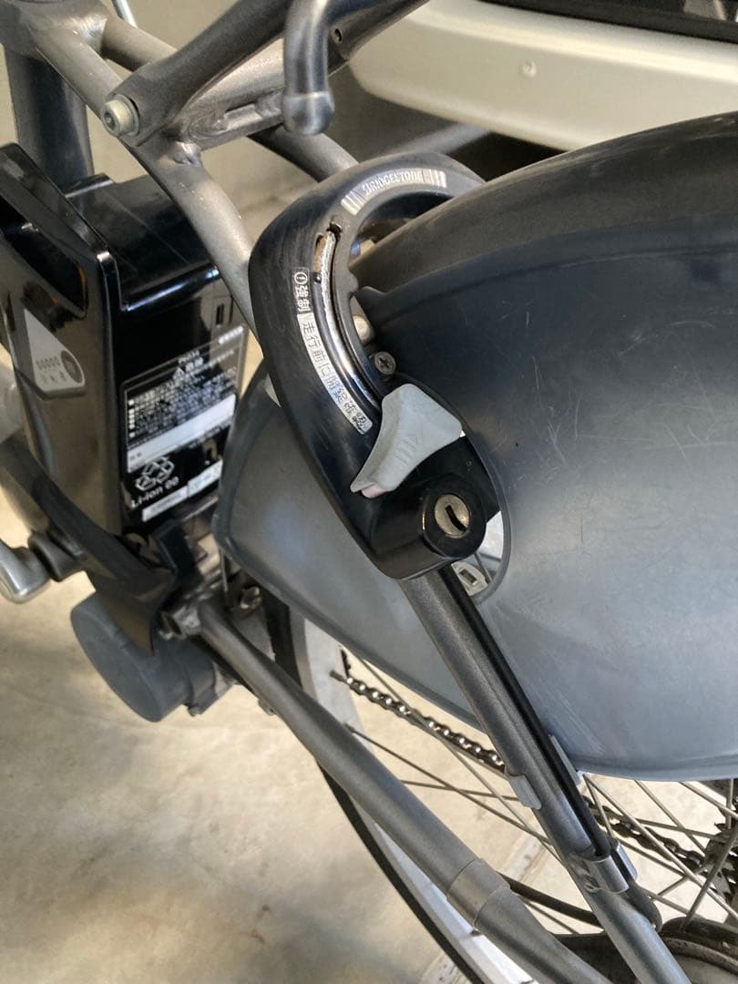 ブリヂストン アシスタ 24インチ バッテリー充電器付属(鍵2本)電動自転車