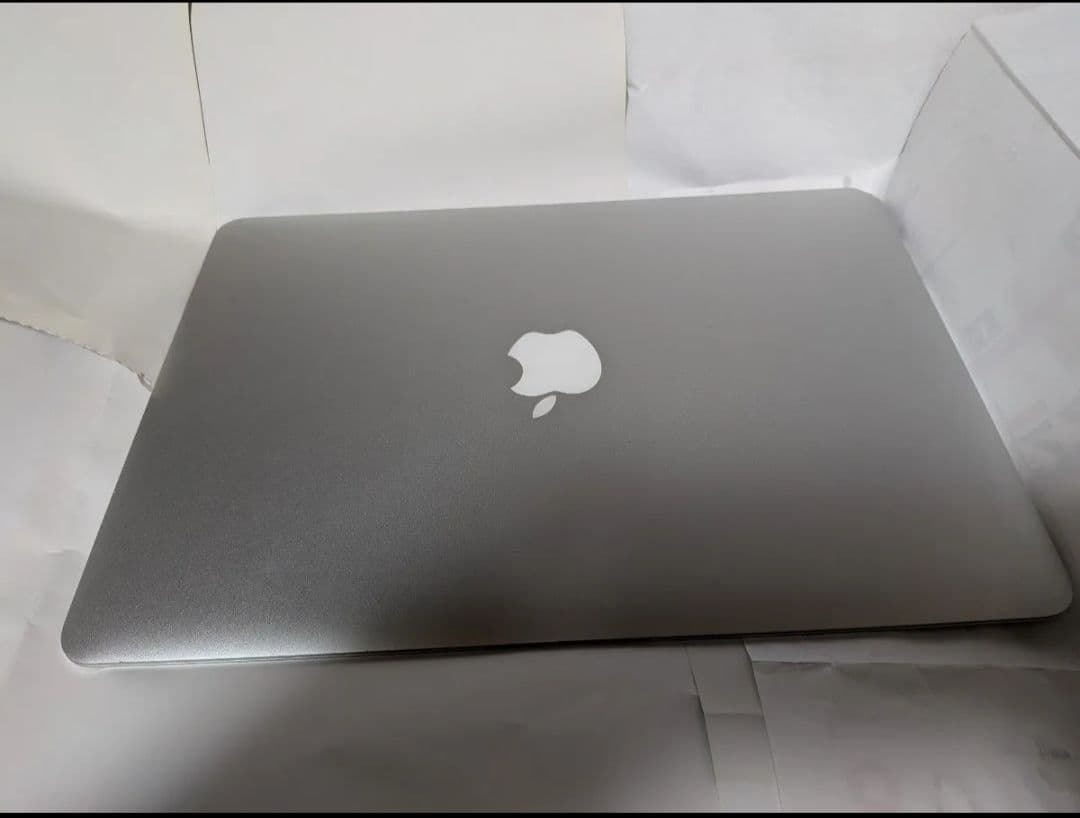 MacBook本体 MacBook Air 13inch 1.6GHz Core i5 8GB