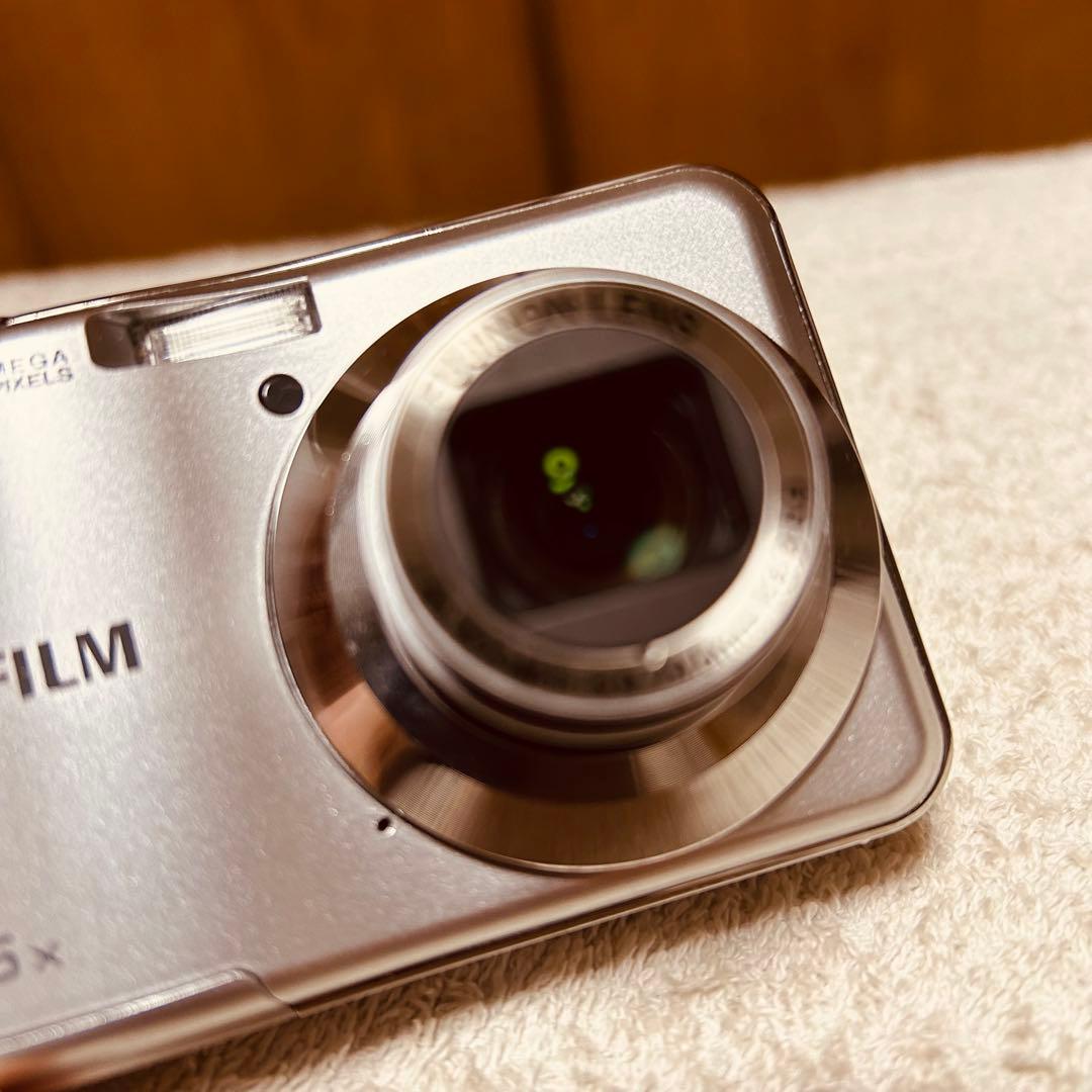 FUJIFILM FINEPIX AX300 オールドコンパクトデジタルカメラ