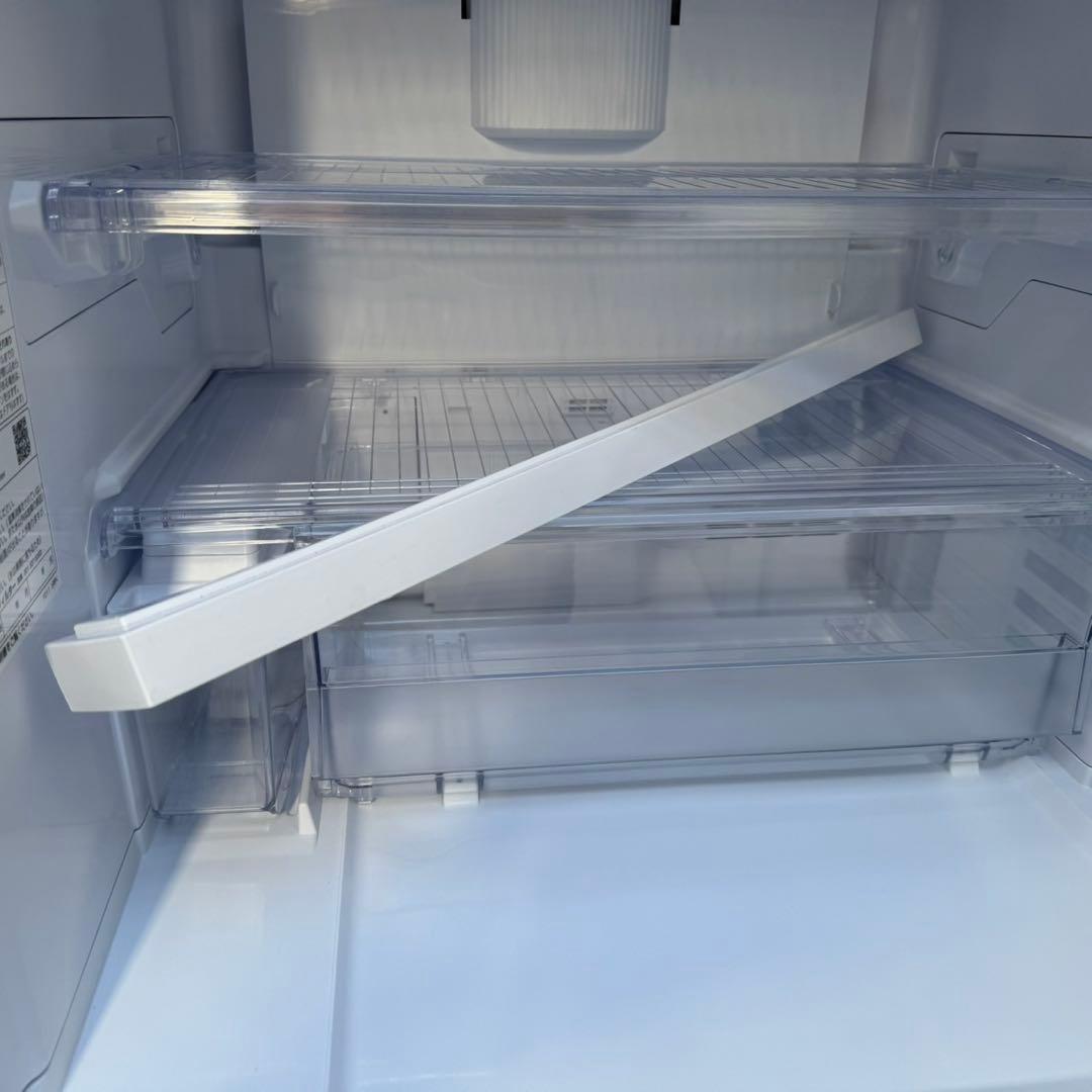 120⭐️2024年製美品★シャープ冷蔵庫3ドア大型自動製氷両開きガラス扉350L