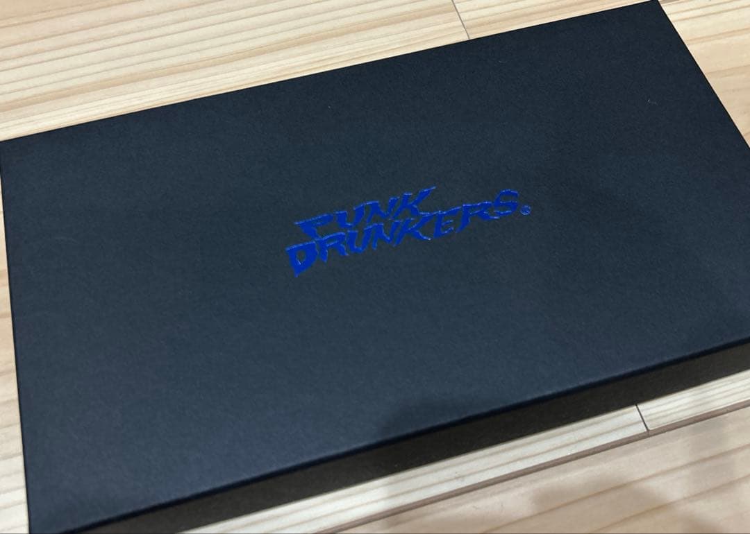 完売品　パンクドランカーズ　アイツ総柄長財布