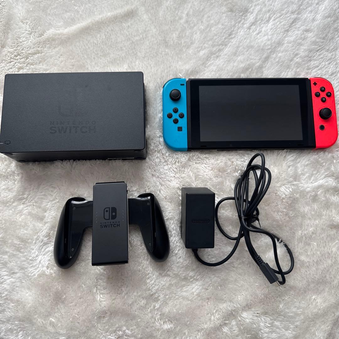 【正月限定価格 美品・動作確認済み】NintendoSwitch本体 (箱無し)