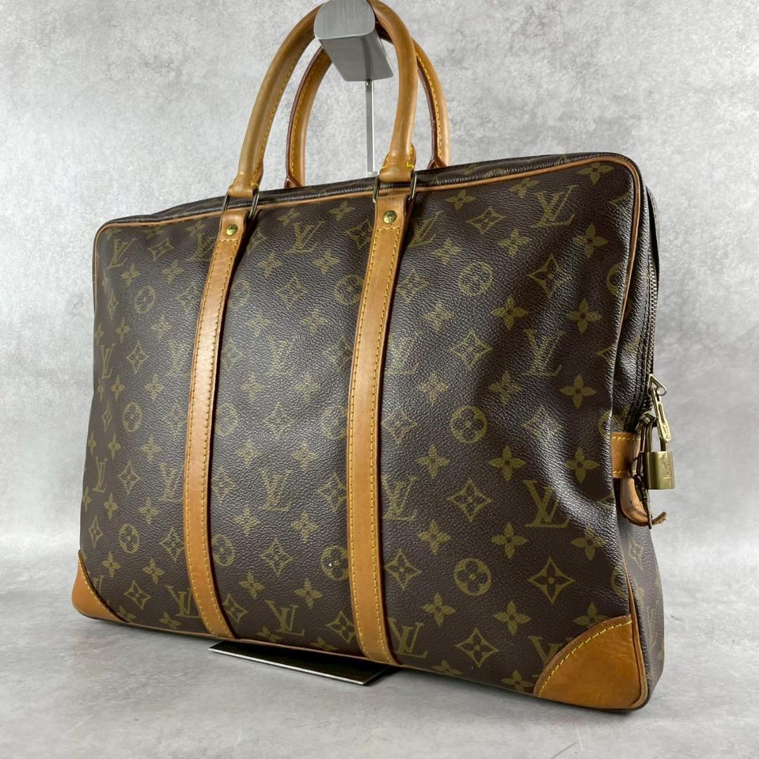 美品 Louis Vuitton ルイヴィトン ポルトドキュマン・M53361
