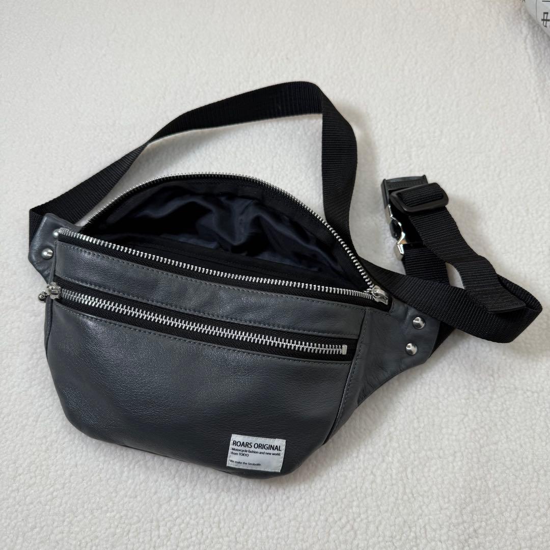ROARS ORIGINAL グレー ボディバッグ　ほぼ未使用