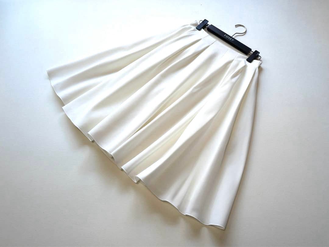 フォクシーニューヨーク　フレアースカート　サイズ40 ホワイト