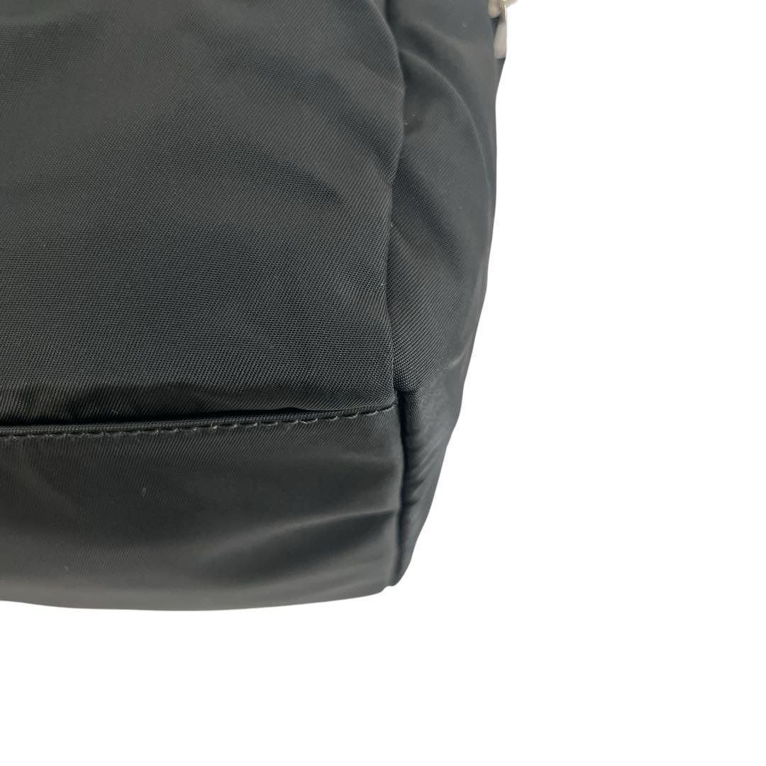 美品　プラダ　ハンドバッグ　ミニボストン　三角ロゴ　テスートナイロン　ブラック