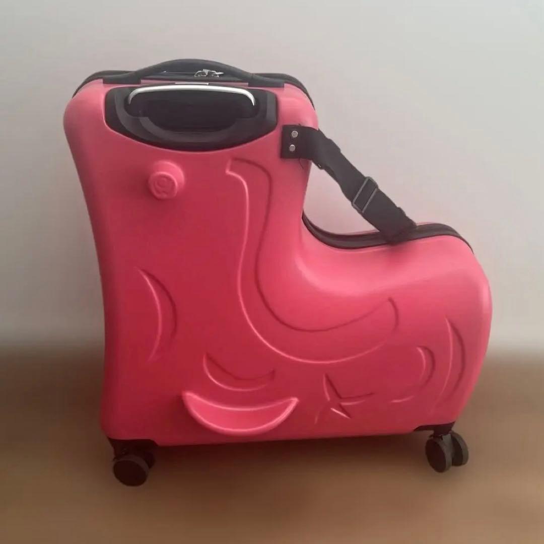 【美品】NORICCOノリッコ　子供が乗れるキャリーケース　ピンク　スーツケース