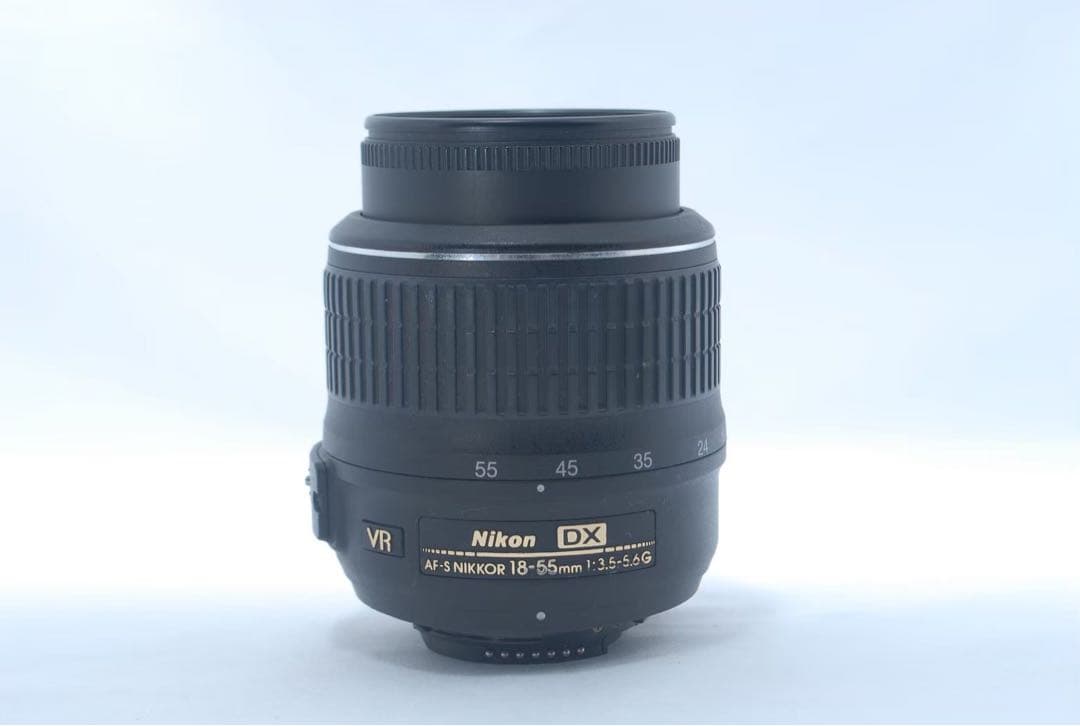 ショット数少なめ☆美品 Nikon D3200 初心者おすすめ 手ぶれ補正レンズ