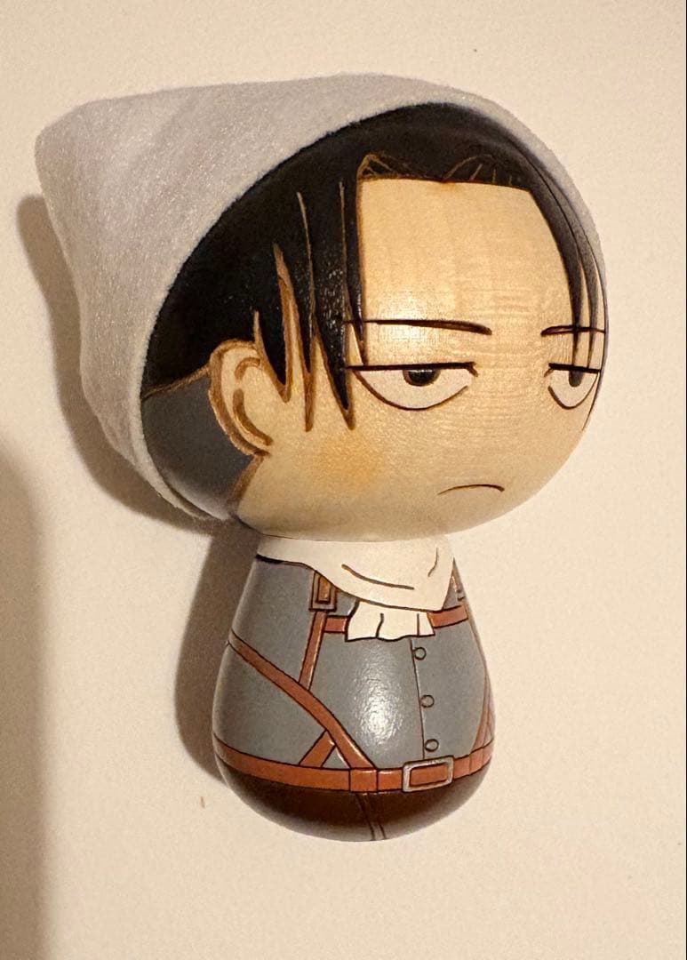 進撃の巨人　リヴァイ　ヘキサライド　こけし