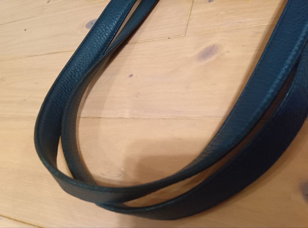 TOD'S ペーパーバッグ　ネイビー レザー トートバッグ