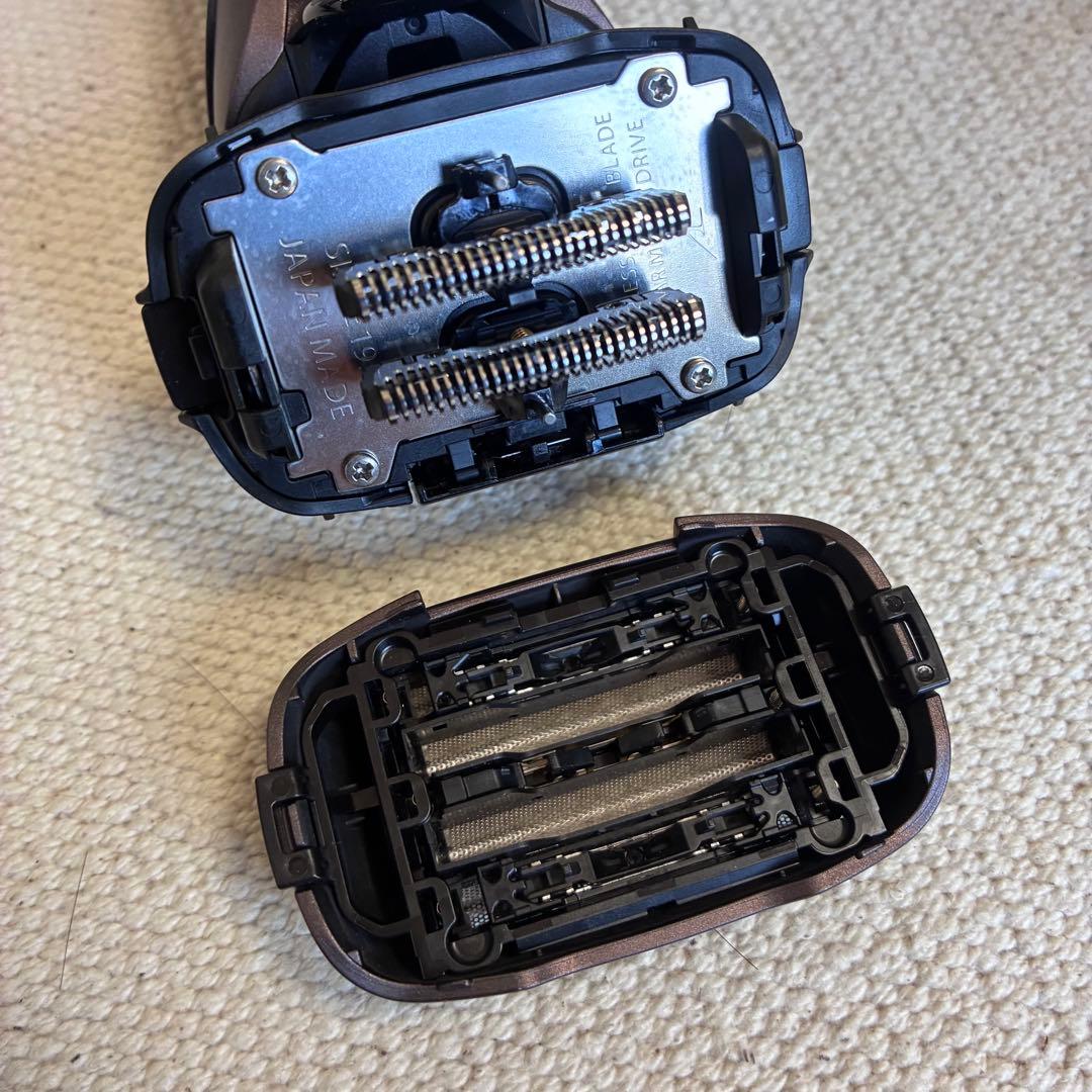 Panasonic ラムダッシュ 電気シェーバー（ES-CLV7G）