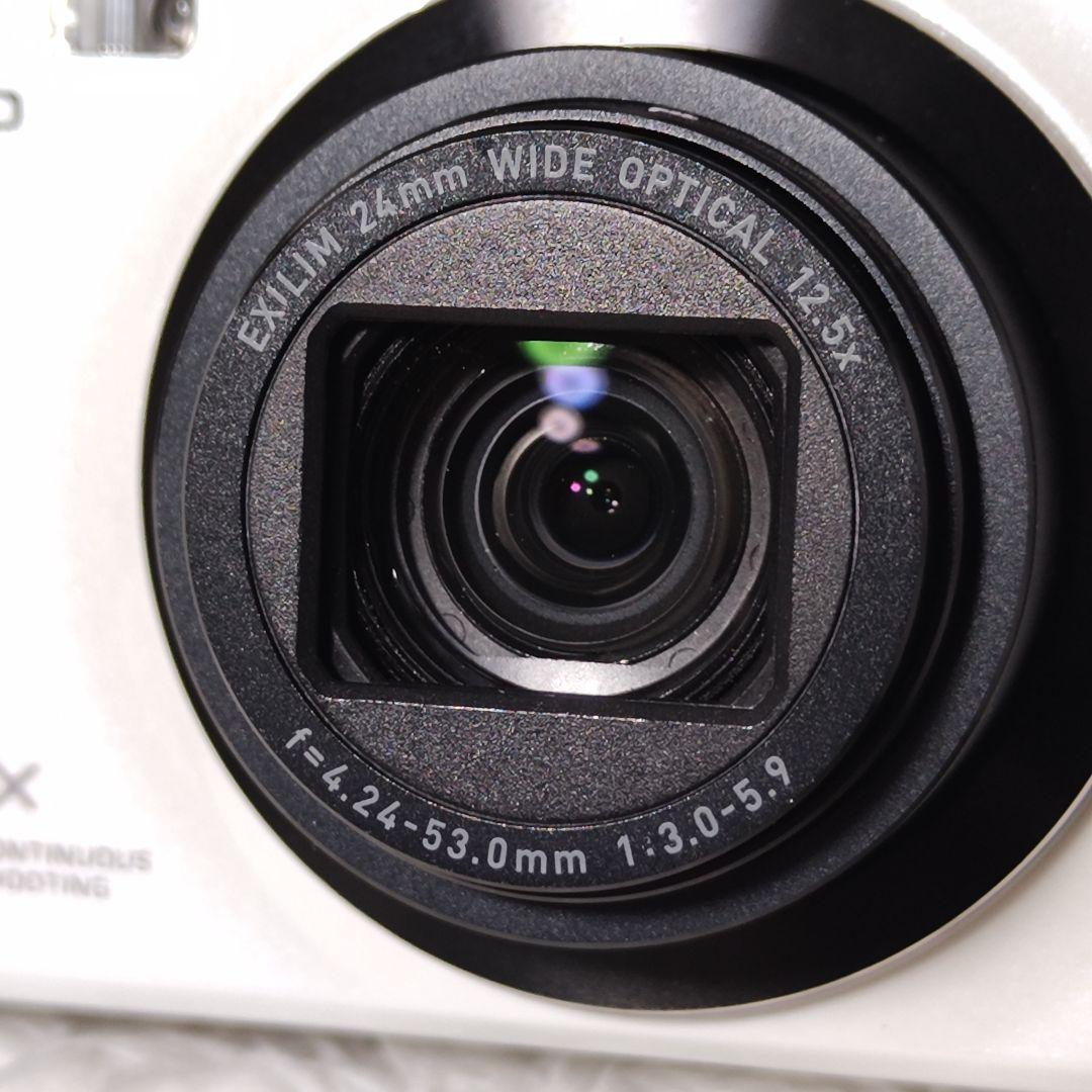 美品✨ CASIO EXILIM EX-ZR200 ホワイト バッテリー 充電器