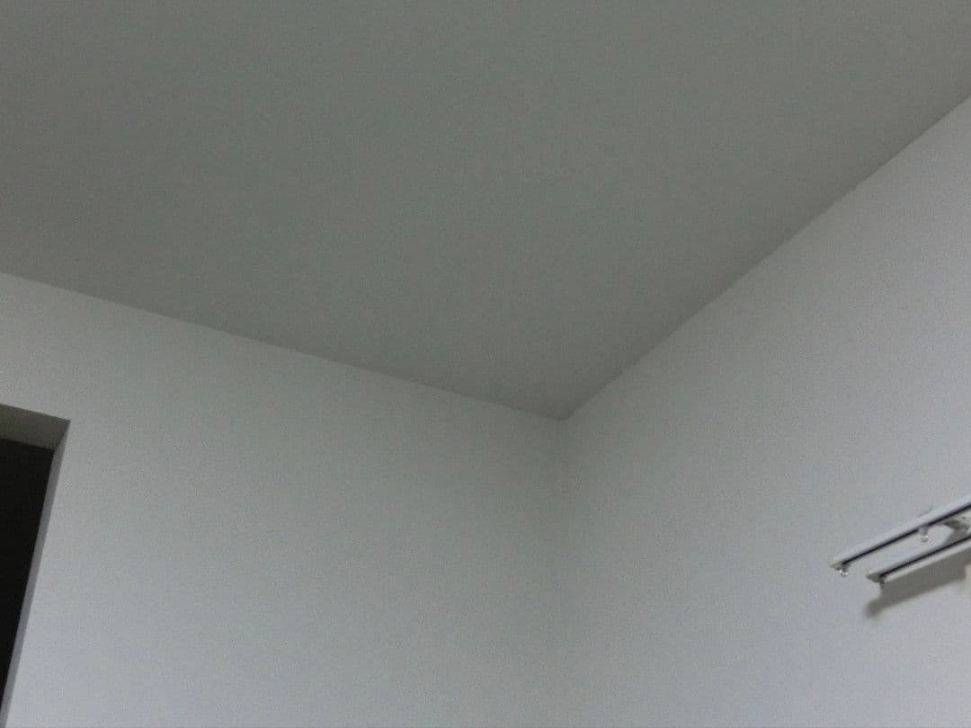 美品✨ CASIO EXILIM EX-ZR200 ホワイト バッテリー 充電器