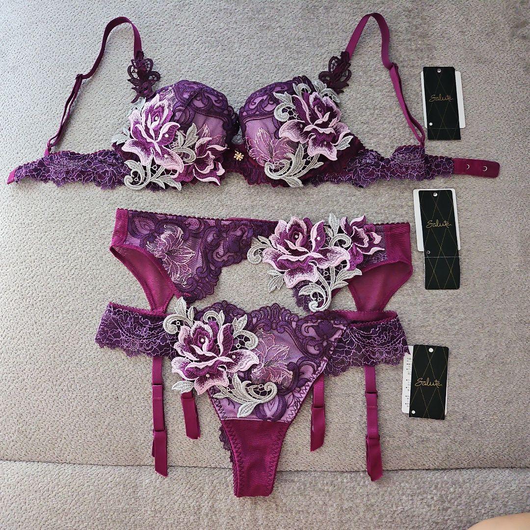 9/11大幅値下げ　サルート　82グループ　C65 ソング　ブラジャー　ガーター