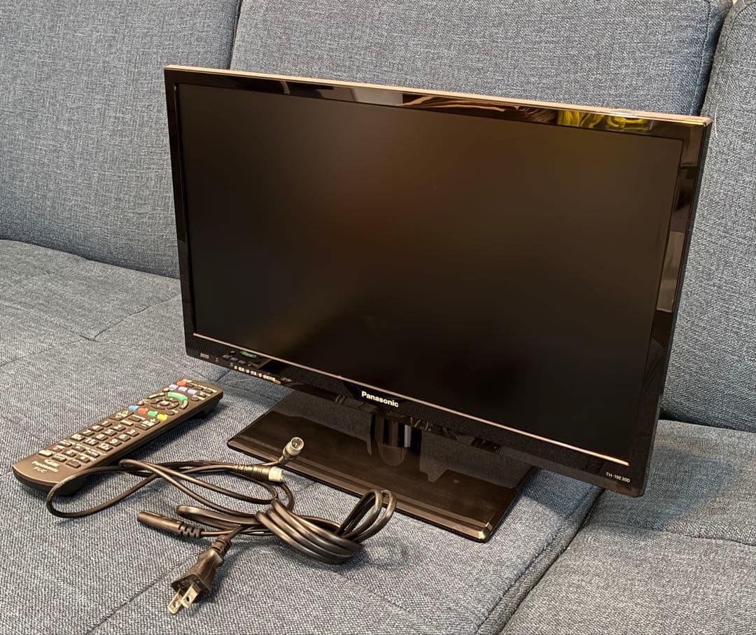 送料込 Panasonic TH-19E300 19インチ液晶テレビ