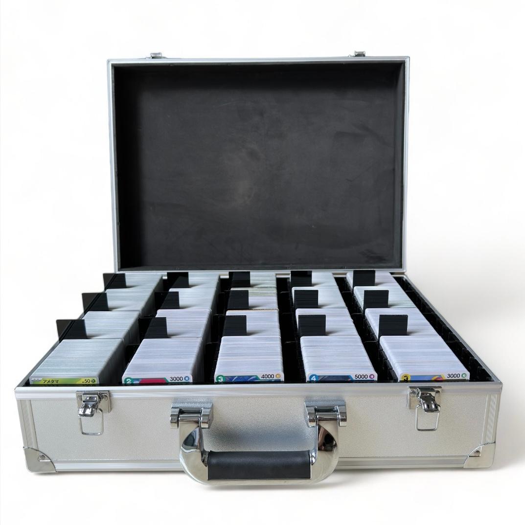 大容量トレカケース　5000枚収納可能　アタッシュケース　アルミ製デッキケース