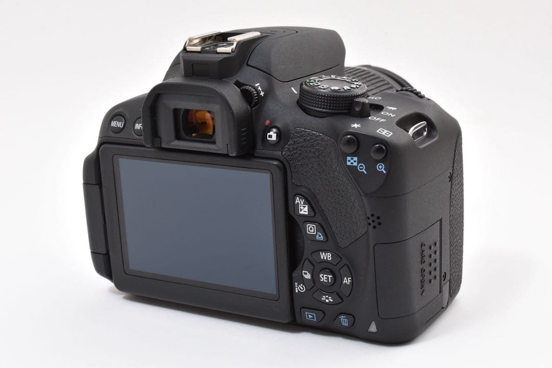 デジタル一眼レフカメラ/CANON EOS Kiss X7i標準レンズセット