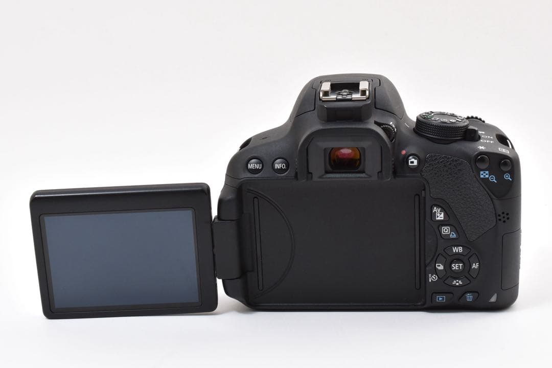 デジタル一眼レフカメラ/CANON EOS Kiss X7i標準レンズセット