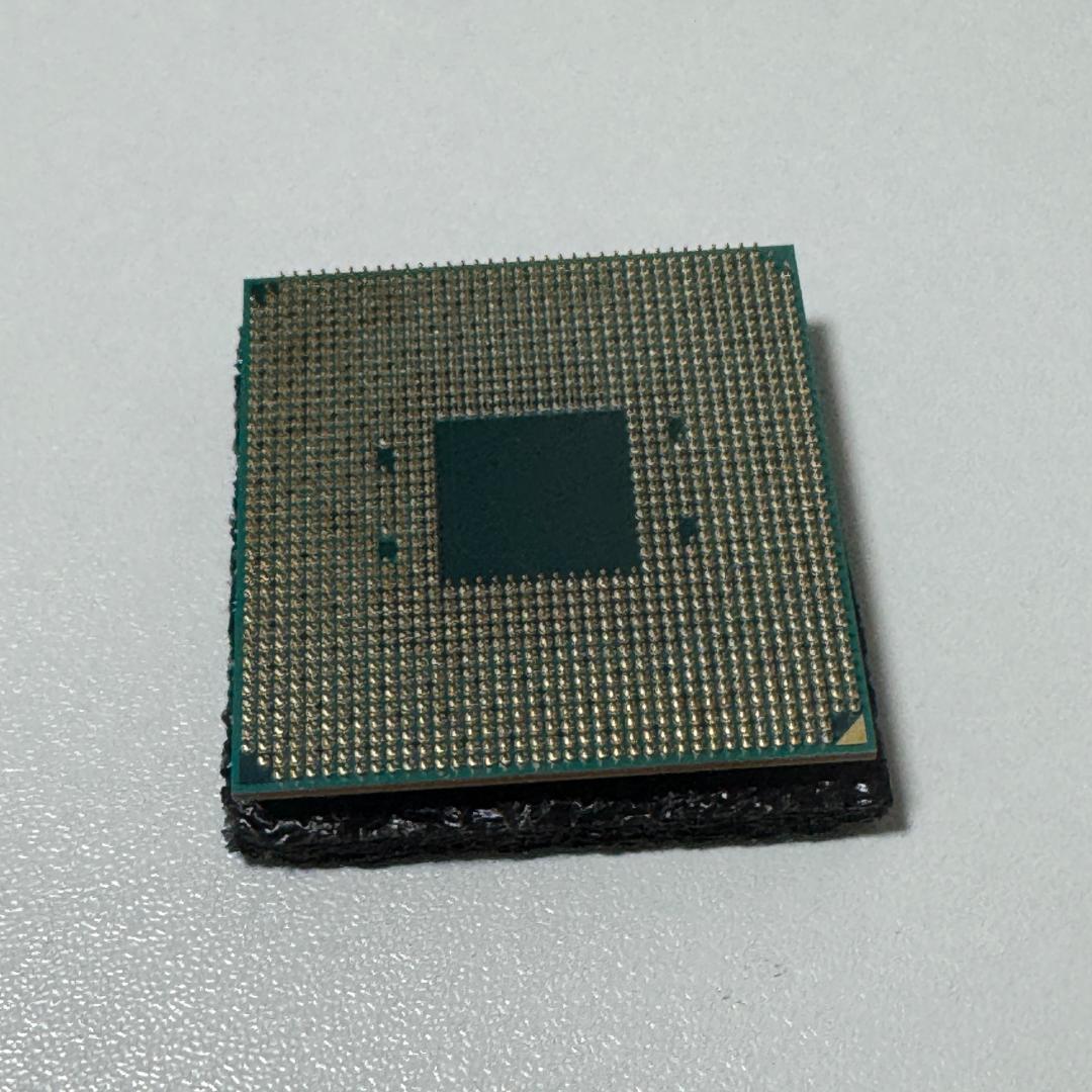 【美品】AMD Ryzen 7 2700X
