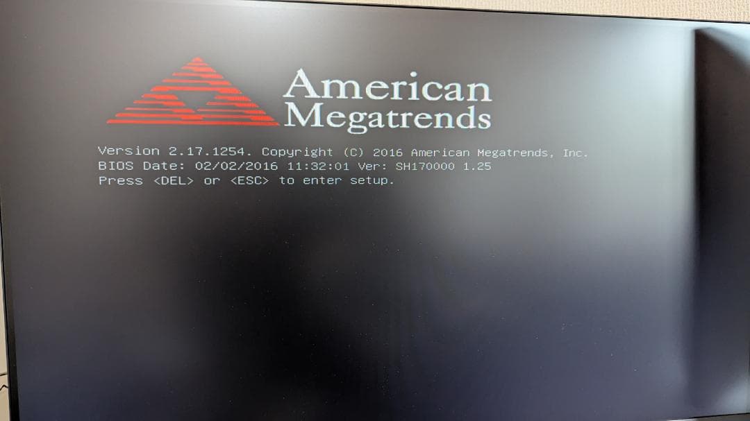 Shuttleのベアボーンキット SH170R8+CPU+メモリ+グラボ