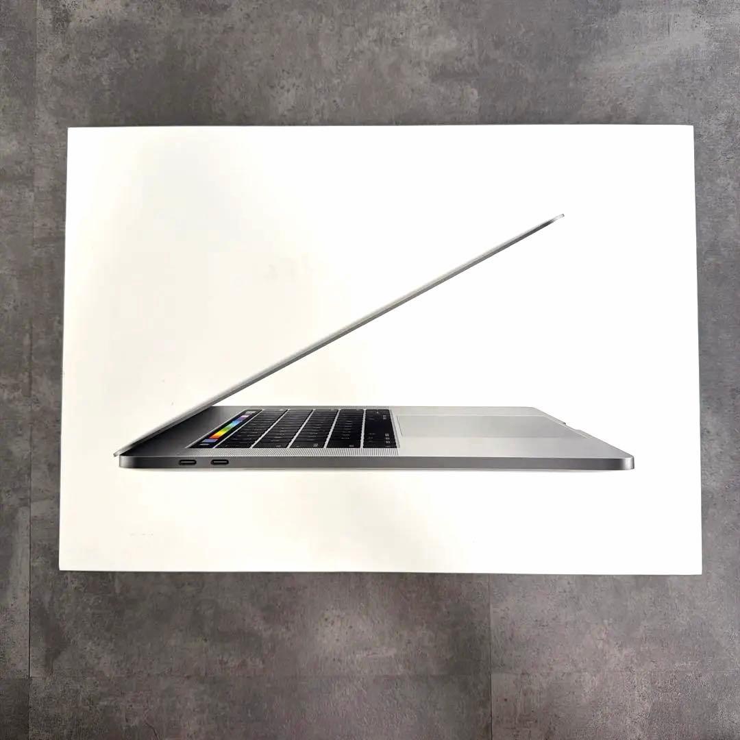 MacBook Pro 15-inch スペースグレー