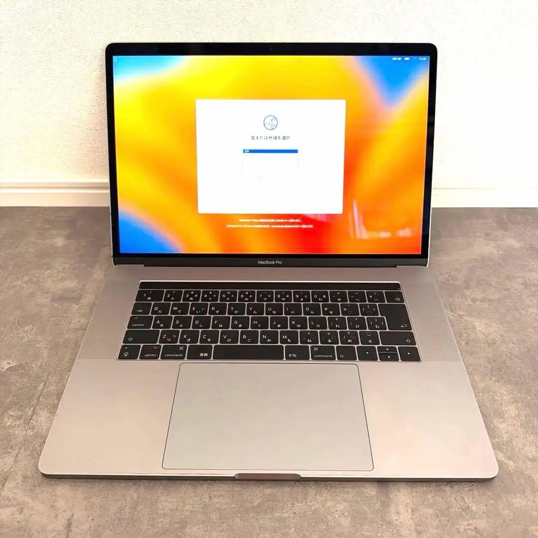 MacBook Pro 15-inch スペースグレー