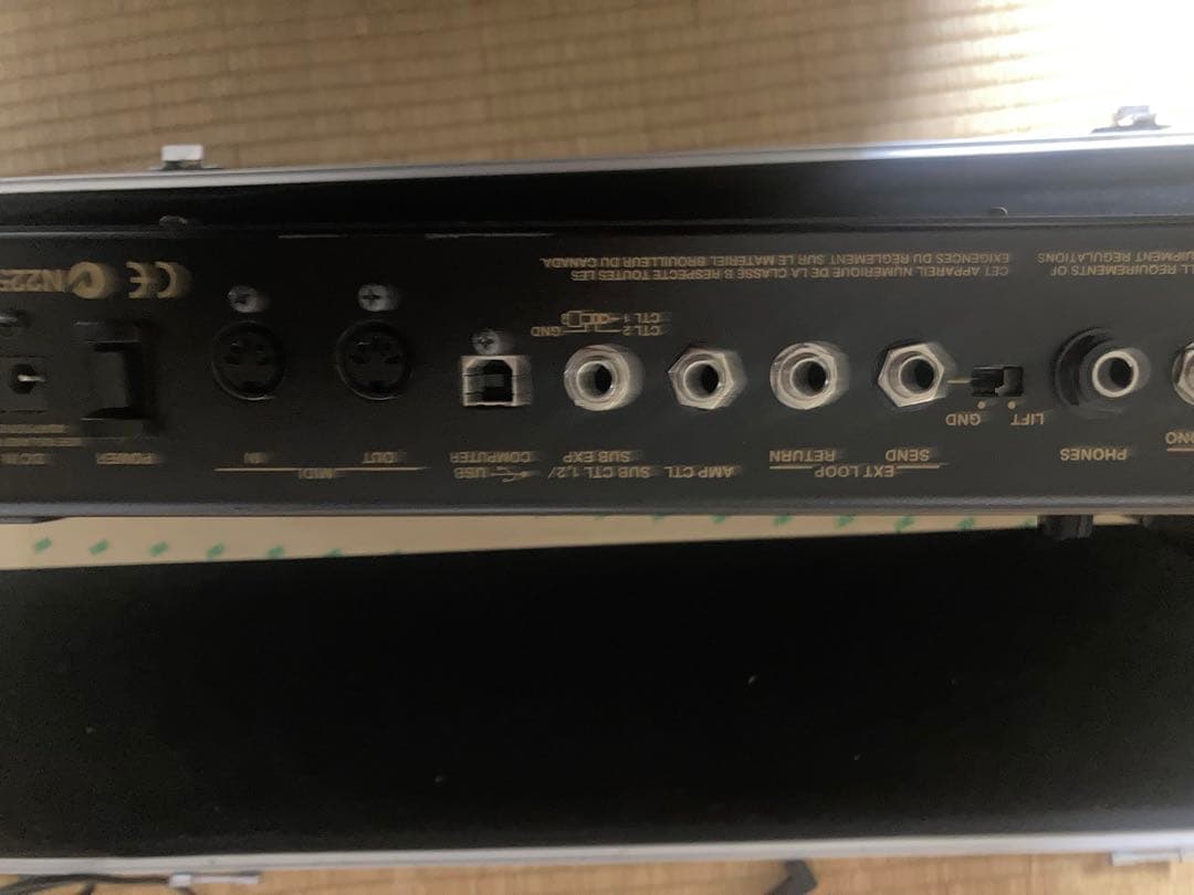 BOSS GT-100 マルチエフェクター　ケース付き