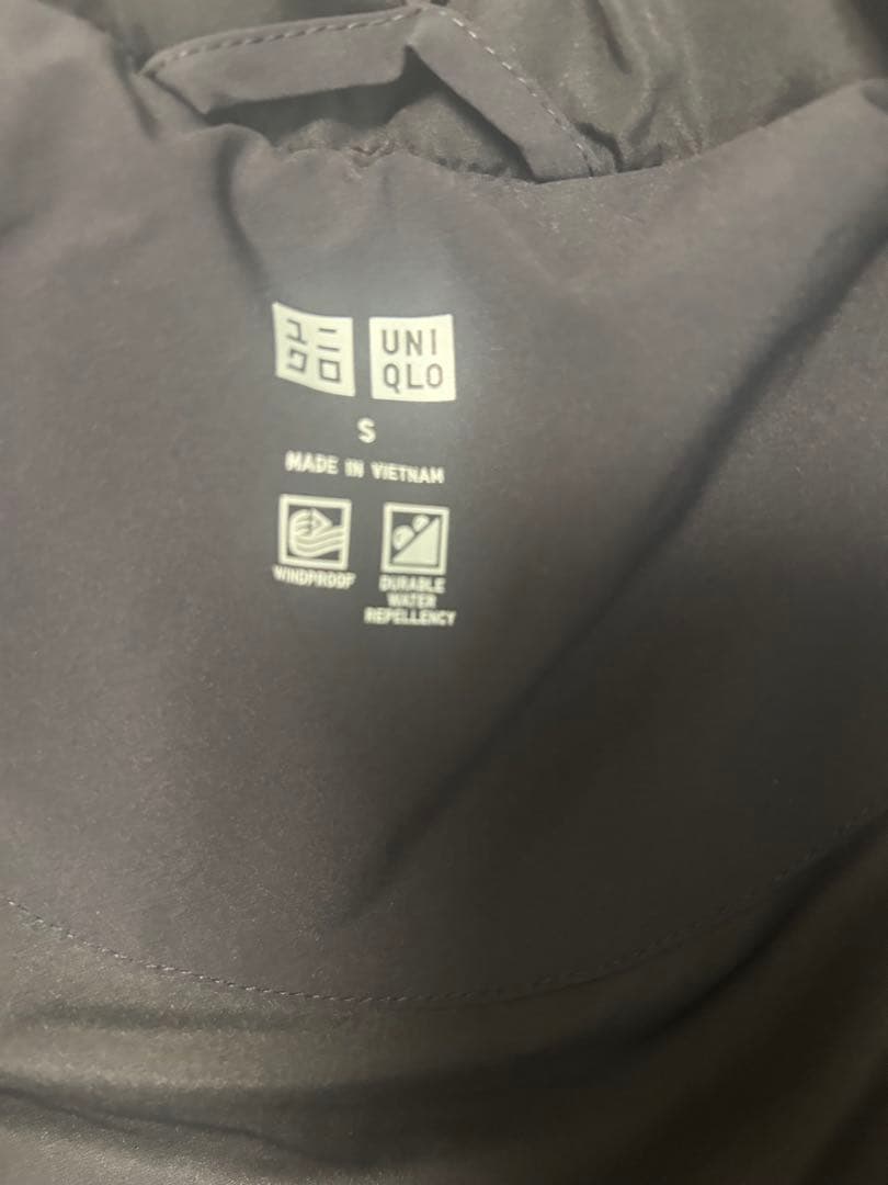 ユニクロ シームレス ロング ダウン コート 黒 S