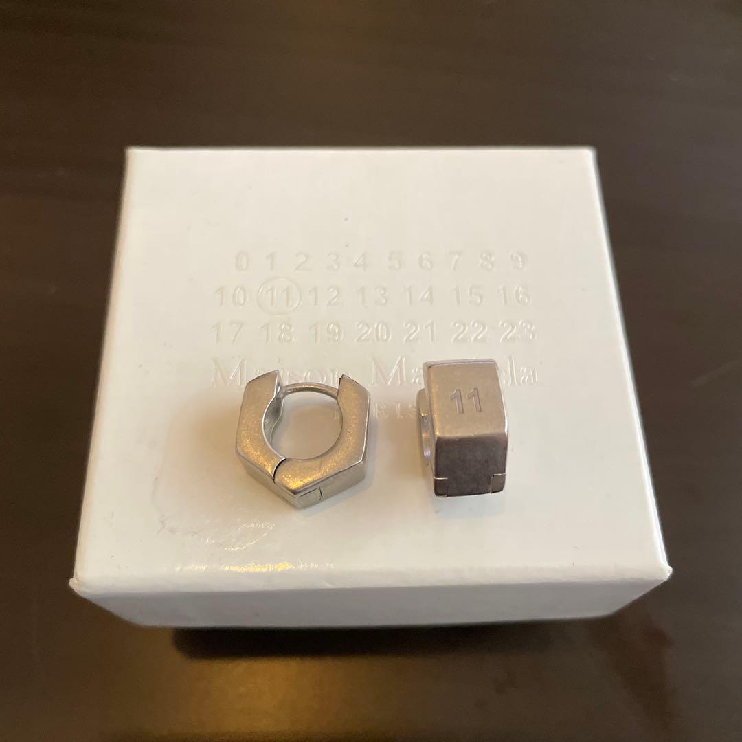 Maison Margiela 六角形ピアス 2個セット