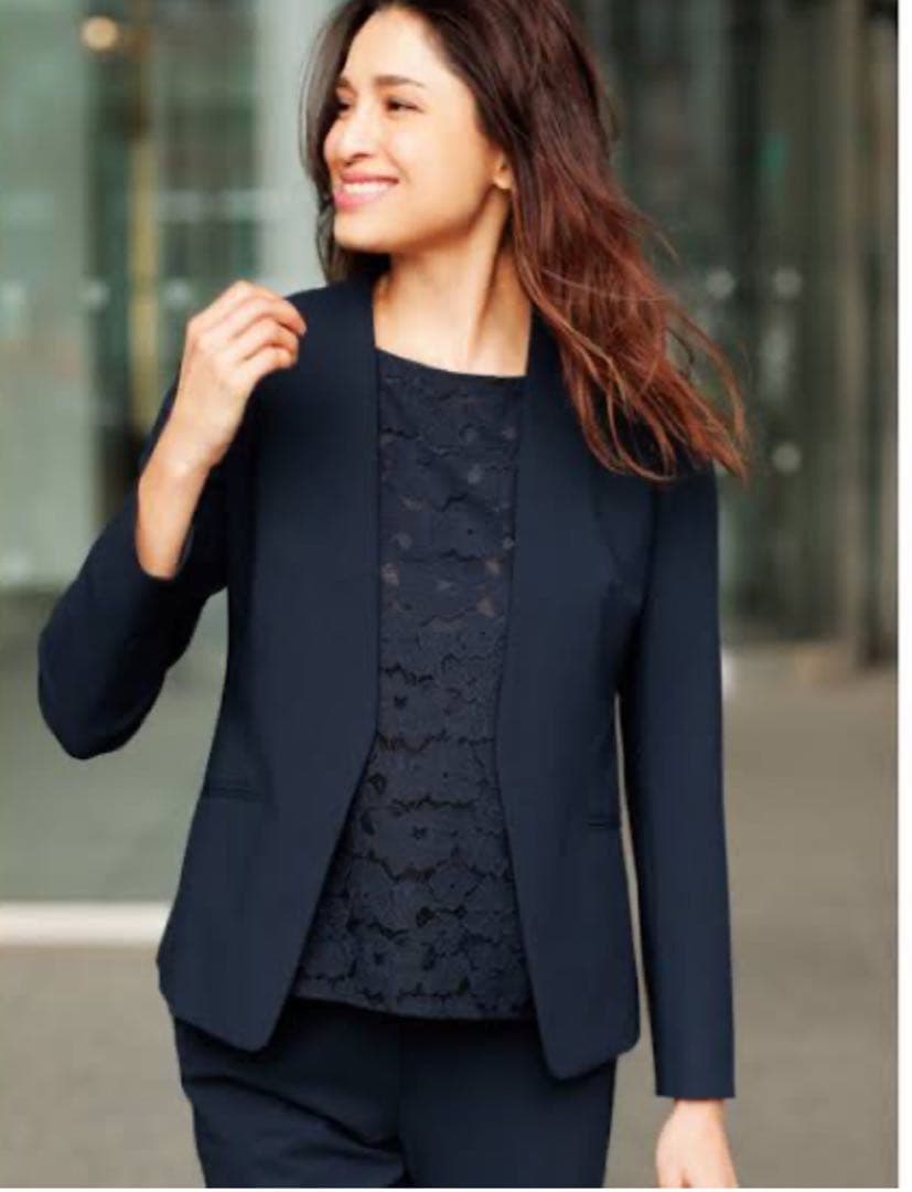 [美品]プラステ　ソフトダブルクロスカラースーツセットアップ　ノーカラー　紺色