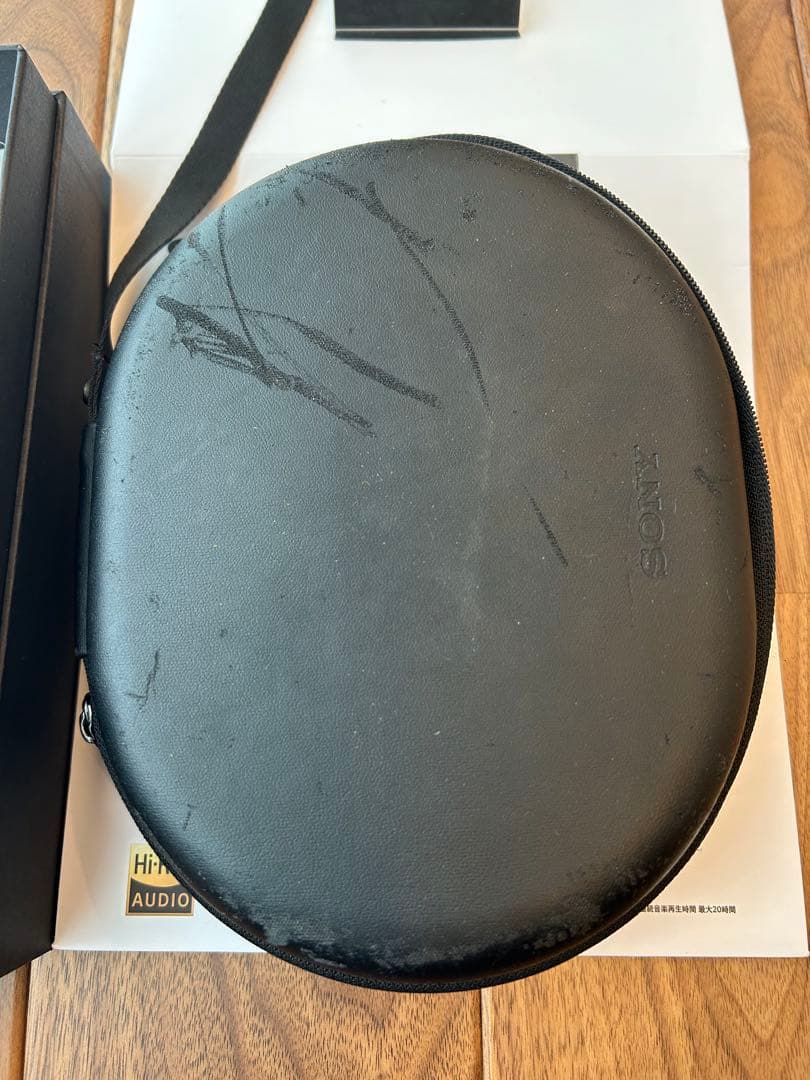 SONY ワイヤレスノイズキャンセリングヘッドホン　MDR-1000X