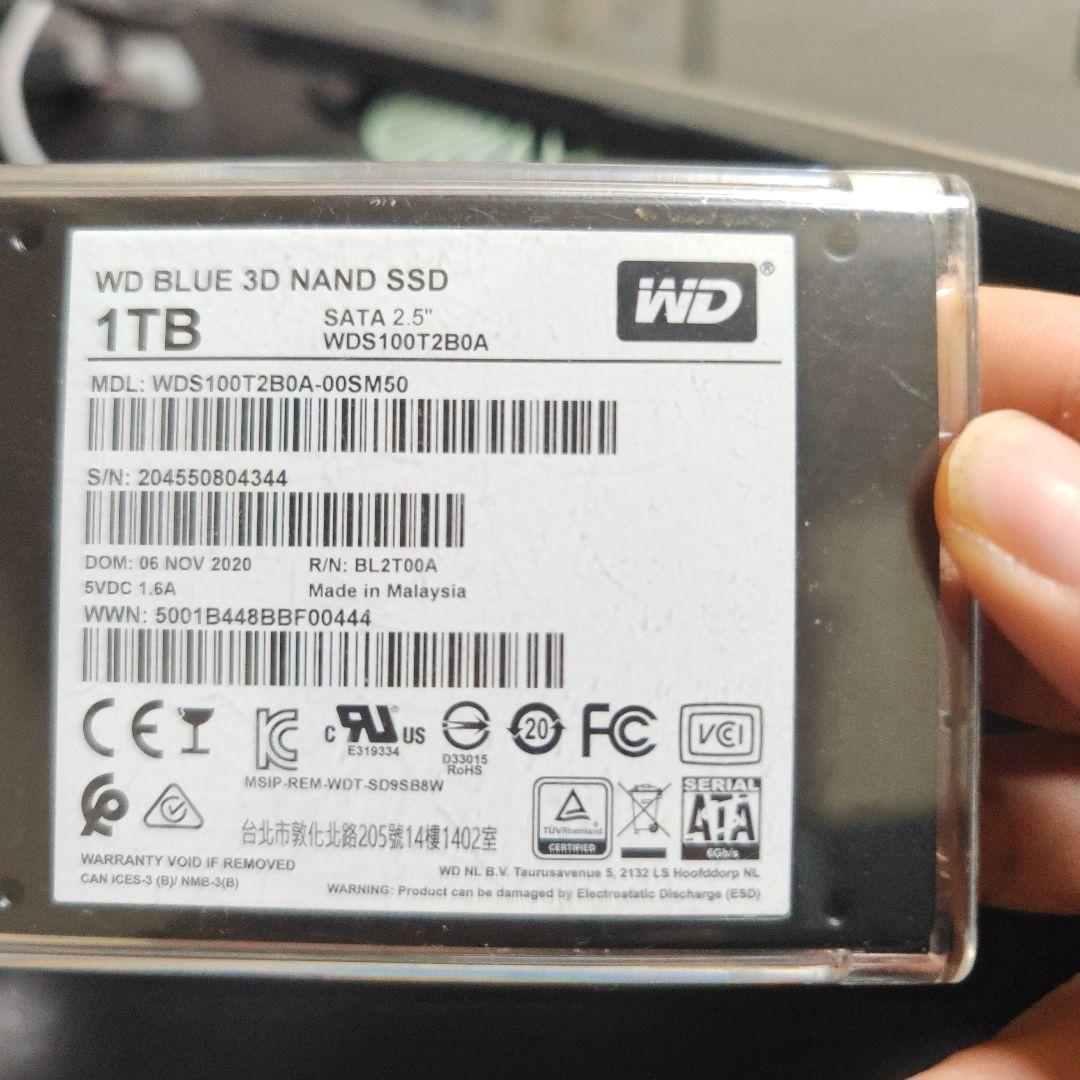 外付けハードディスク・ドライブ WD BLUE 1TB SATA SSD