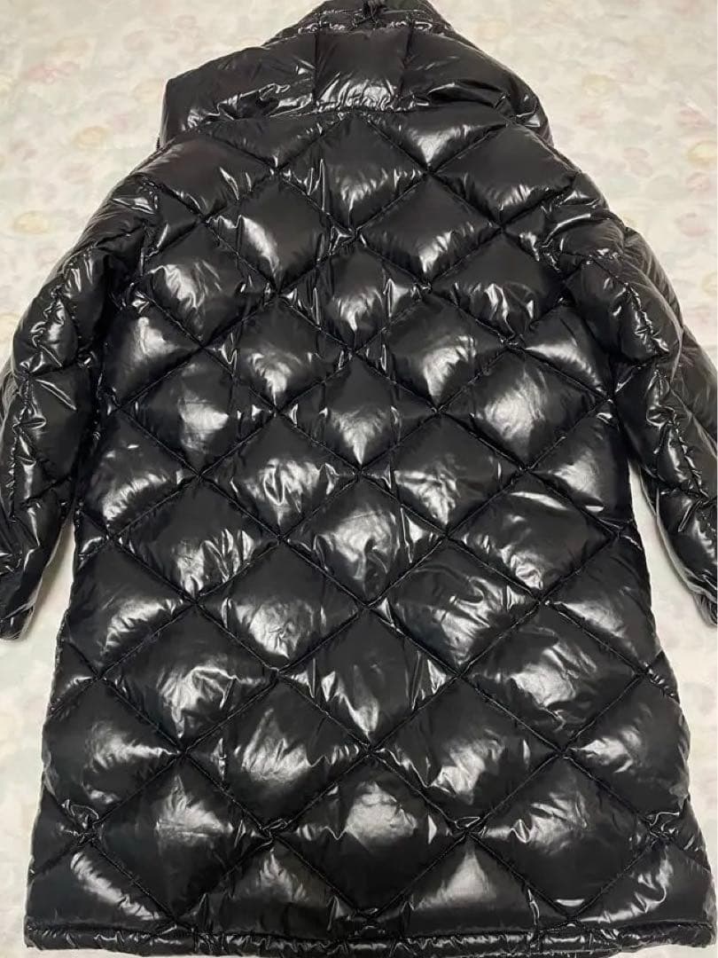 新品未使用正規品MONCLER レディースブラックロゴ3