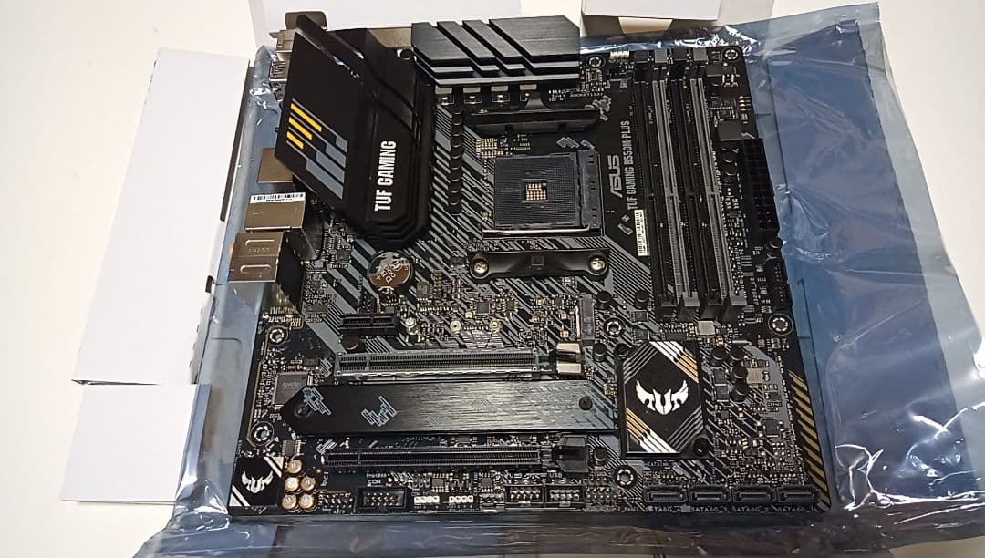 マザーボード ASUS TUF GAMING B550M-PLUS