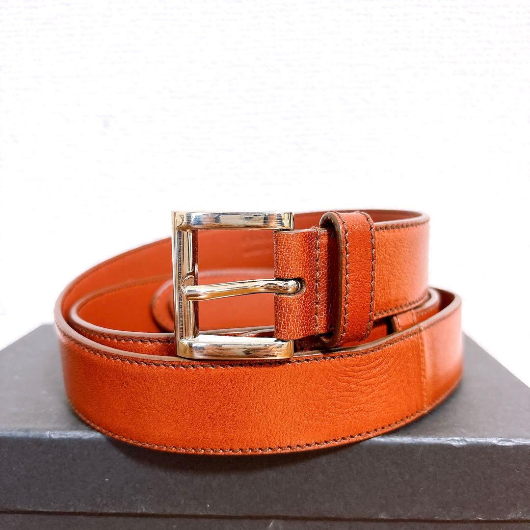 美品 PRADA レザーベルト ブラウン ロゴ刻印 ビジネス シルバーバックル