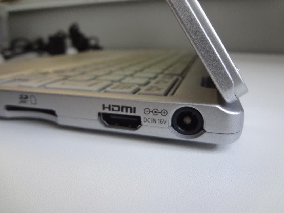 Let's note CF-RZ6 高解像度 SSD128(新品) MEM8