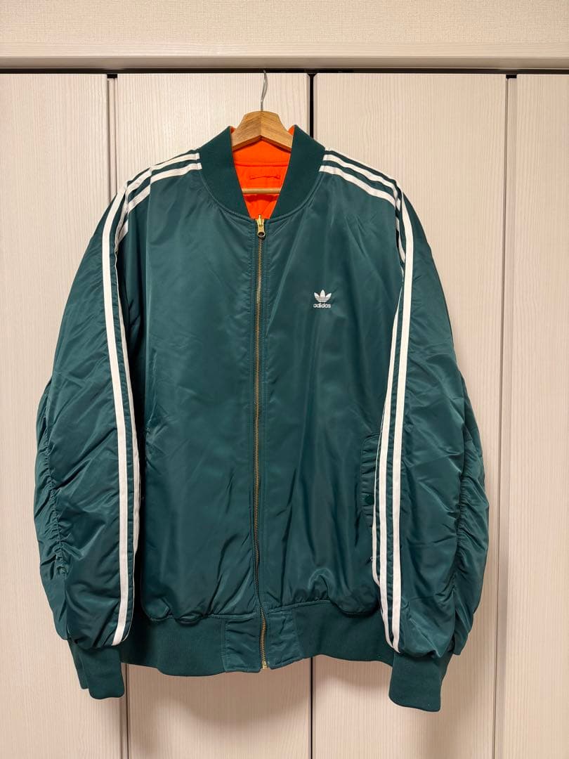 adidas originals ADILENIUM ボンバージャケット